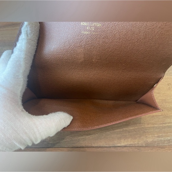 Authentic Louis Vuitton Monogram Portefeuille Emilie Wallet on Chain - Picture 7 of 13